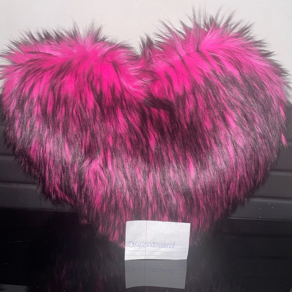 Pink Nayr Heart Bag - Picture 2 of 4